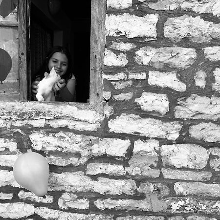 Ferienwohnung Melodia - Harmony Heaven Gjirokastër Exterior foto