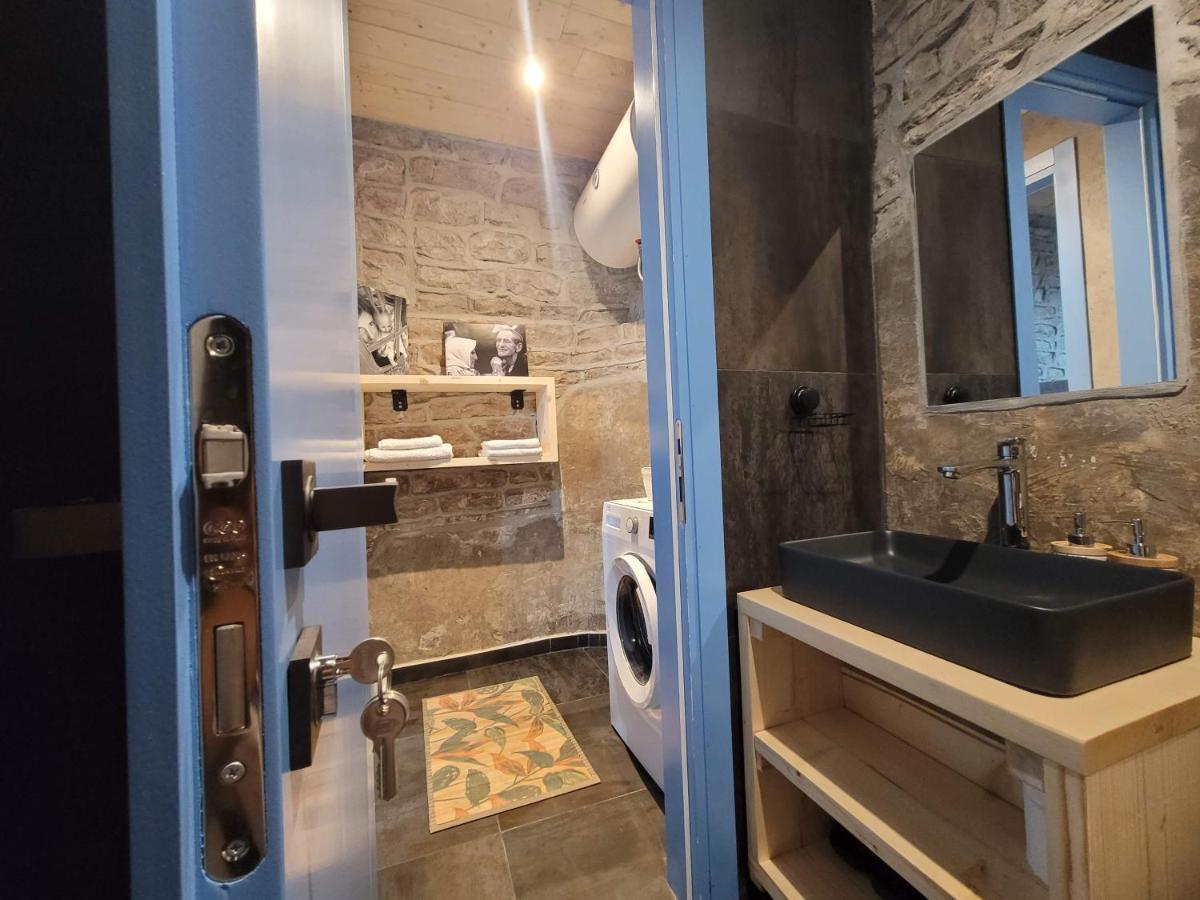 Ferienwohnung Melodia - Harmony Heaven Gjirokastër Exterior foto
