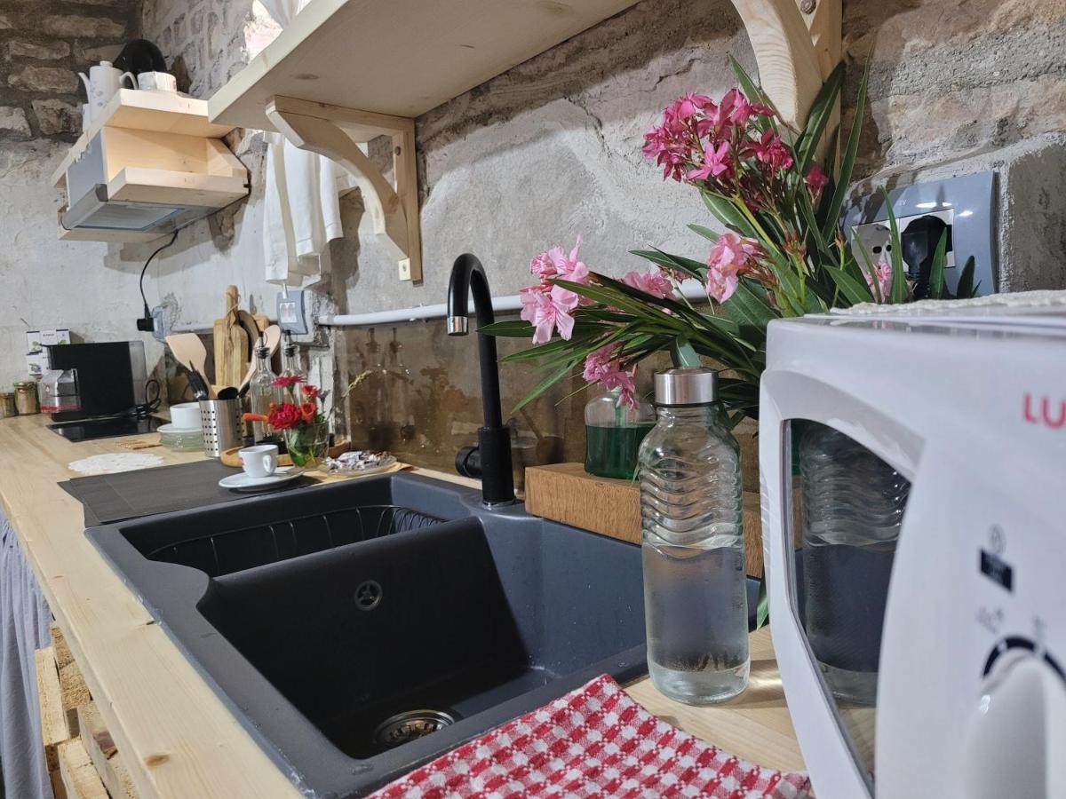 Ferienwohnung Melodia - Harmony Heaven Gjirokastër Exterior foto